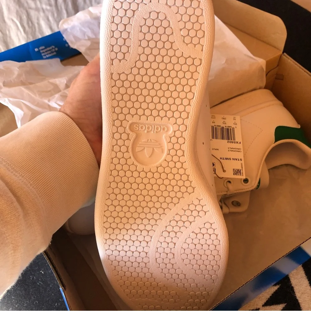 NEW in box! Adidas Stan Smith white and green Mens sneaker size 11 and… - Picture 7 of 12